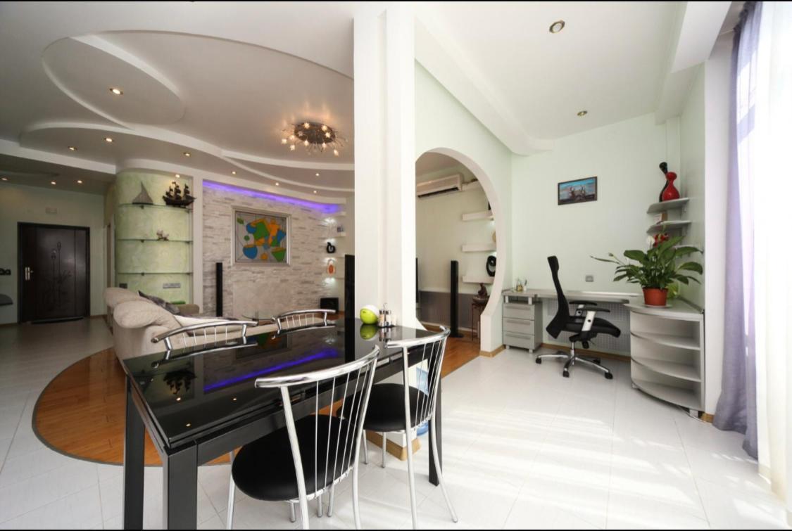 Apartament "Нова Аркадія", Вид Моря Та Міста Odessa Zewnętrze zdjęcie