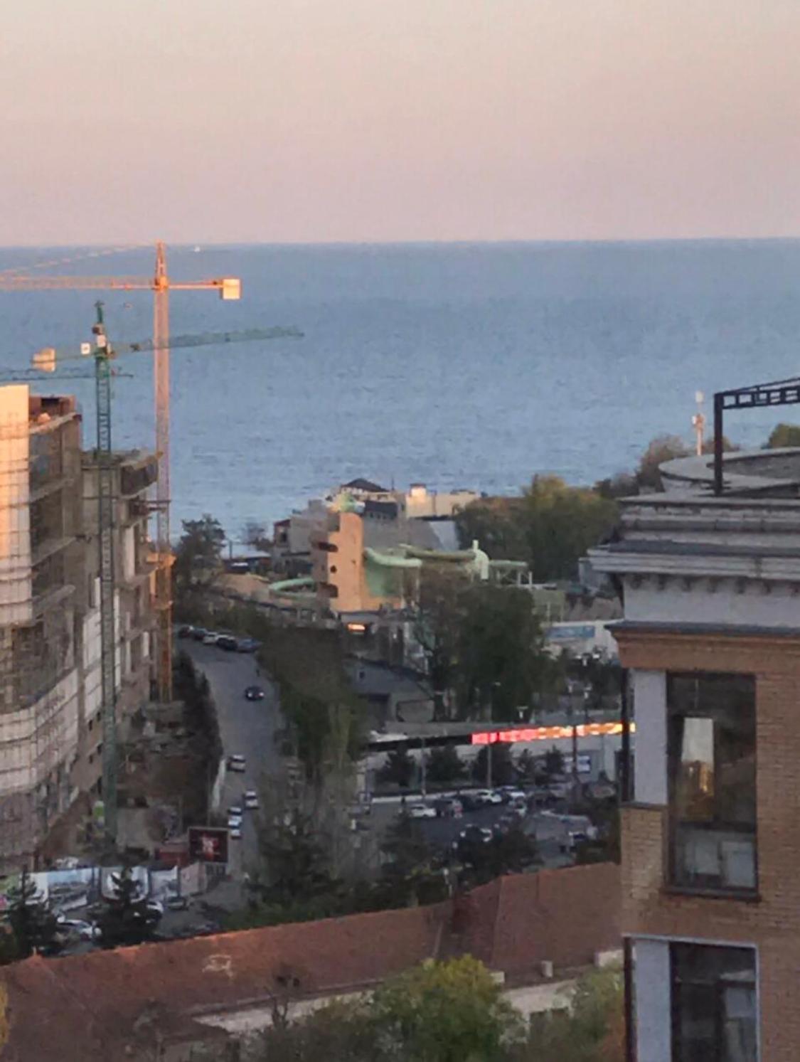 Apartament "Нова Аркадія", Вид Моря Та Міста Odessa Zewnętrze zdjęcie